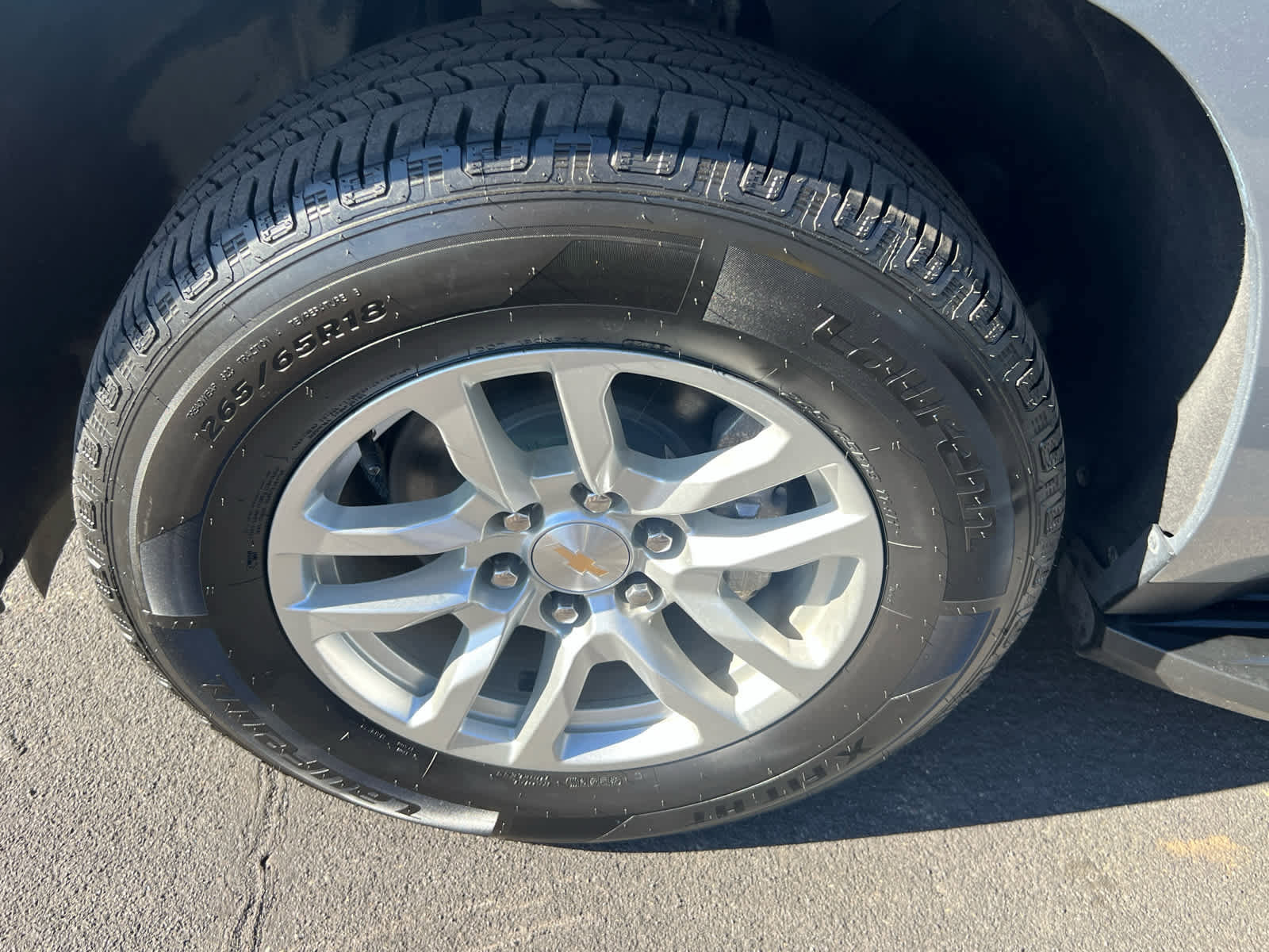 Used 2024 Chevrolet Suburban LT image 6