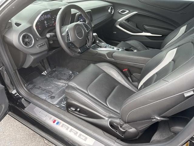 Used 2022 Chevrolet Camaro LT RWD image 11