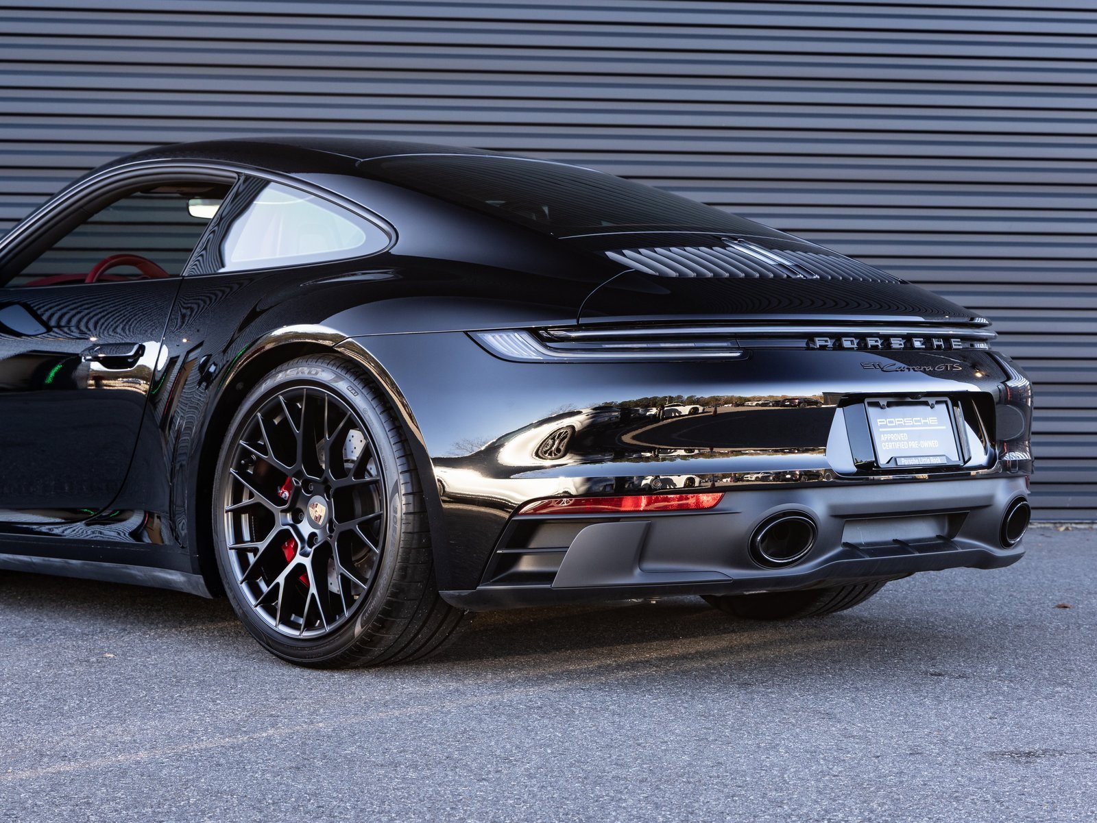 Used 2024 Porsche 911 Carrera GTS w/ Premium Package image 11