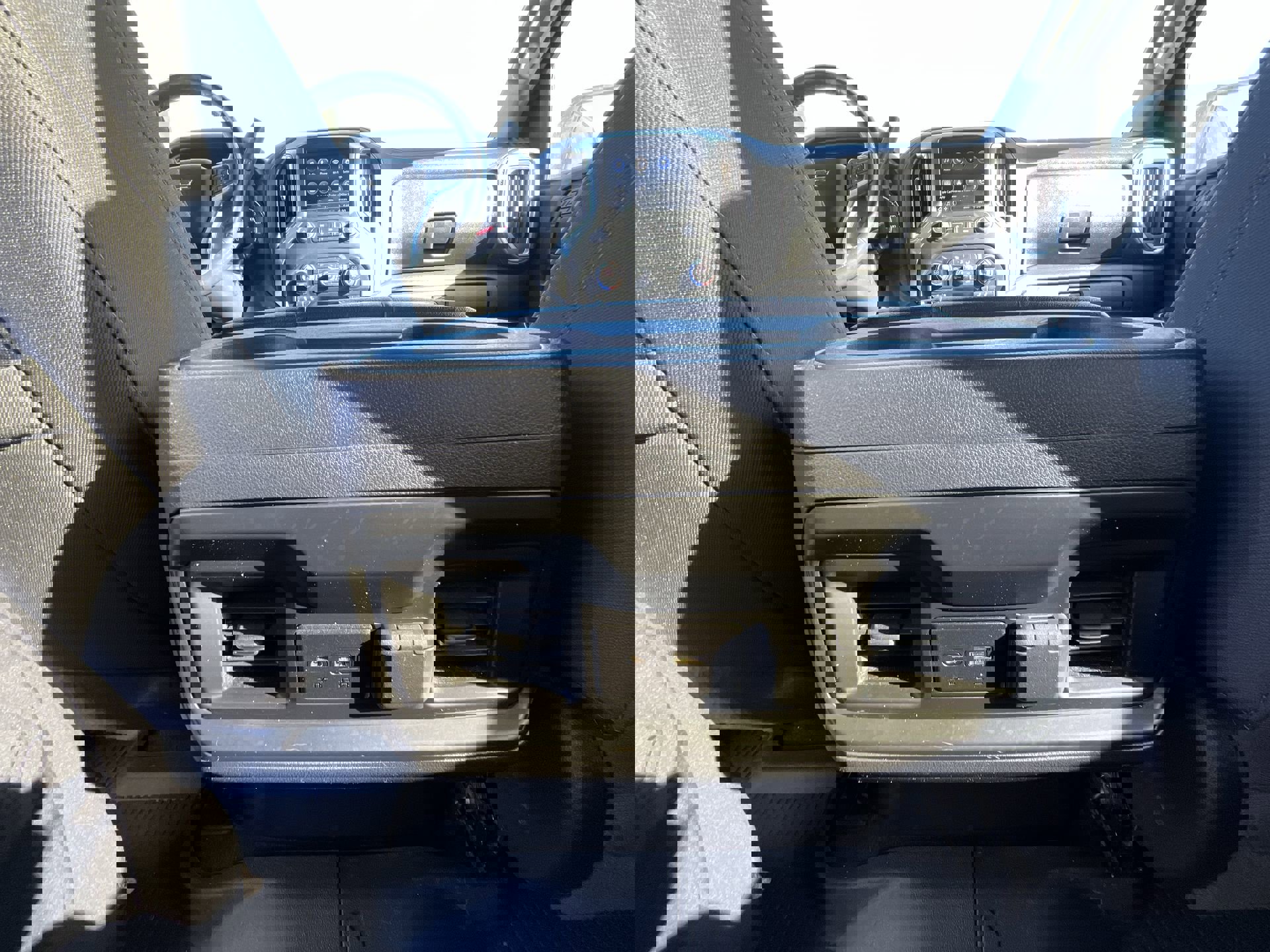 Certified 2022 Chevrolet Silverado 1500 RST image 21