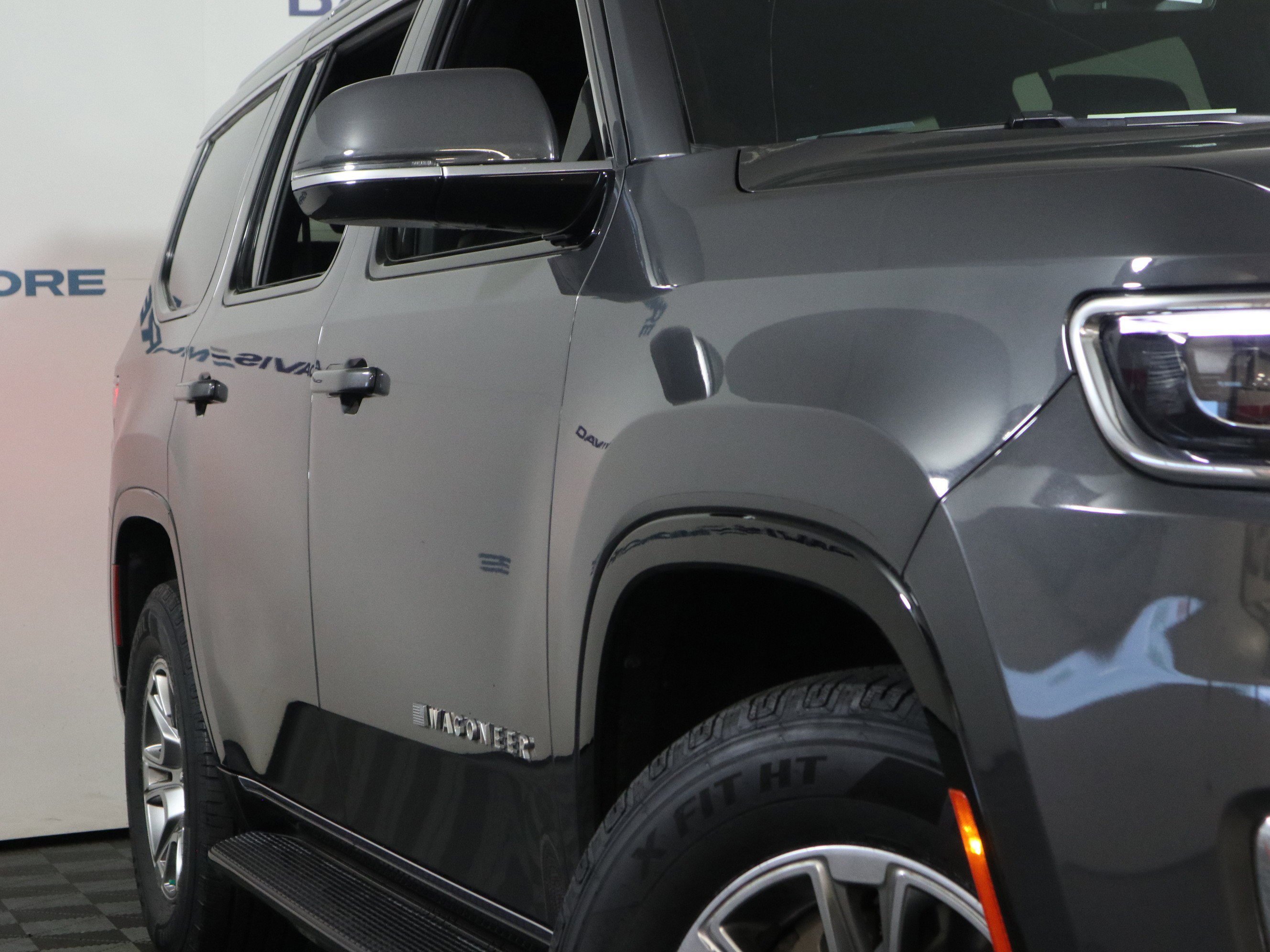 Used 2022 Jeep Wagoneer Series I image 3