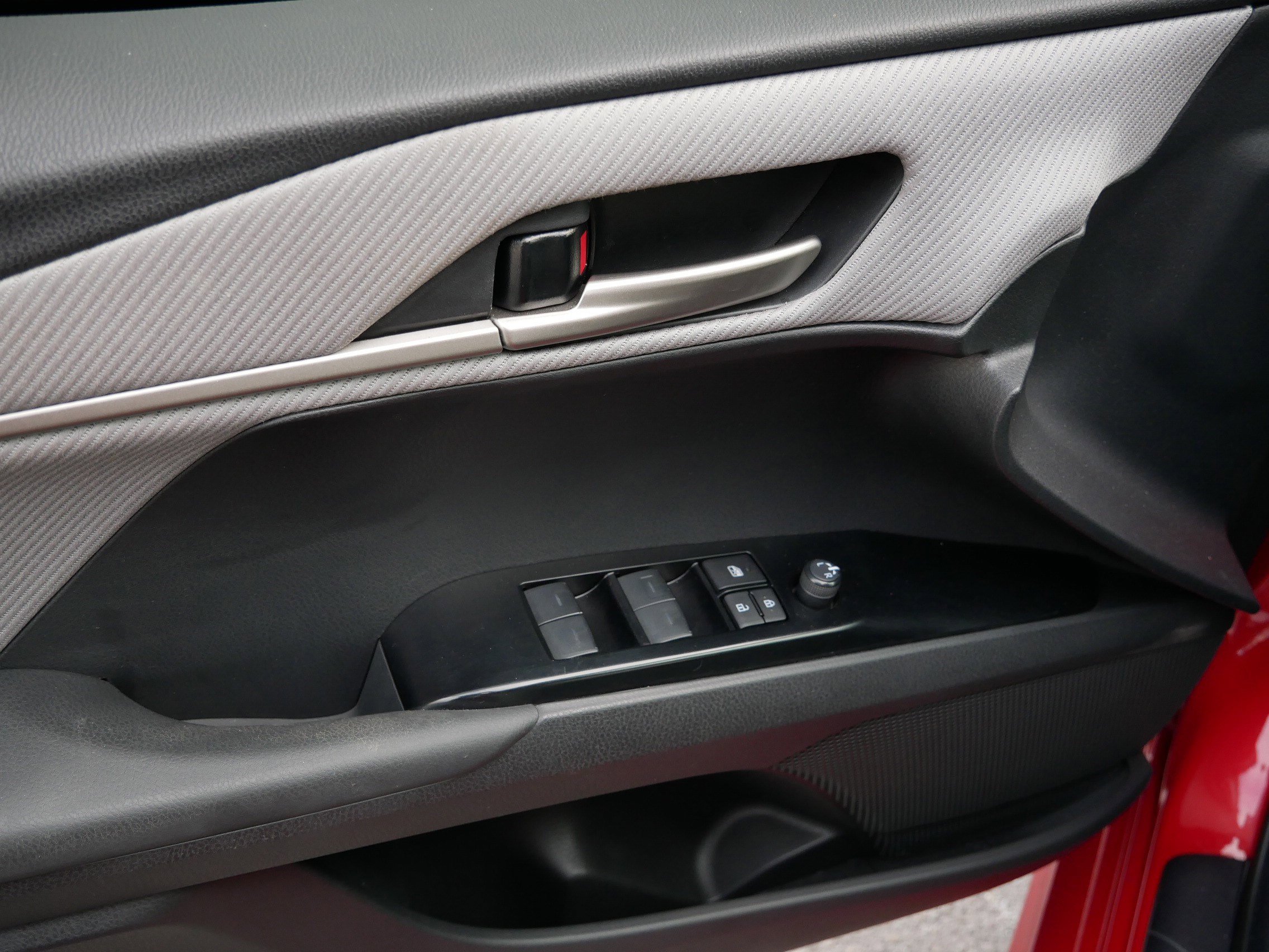 Certified 2025 Toyota Camry SE w/ Convenience Package image 20