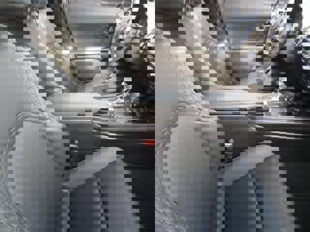 Used 2021 Lexus UX 250h w/ Premium Package image 10