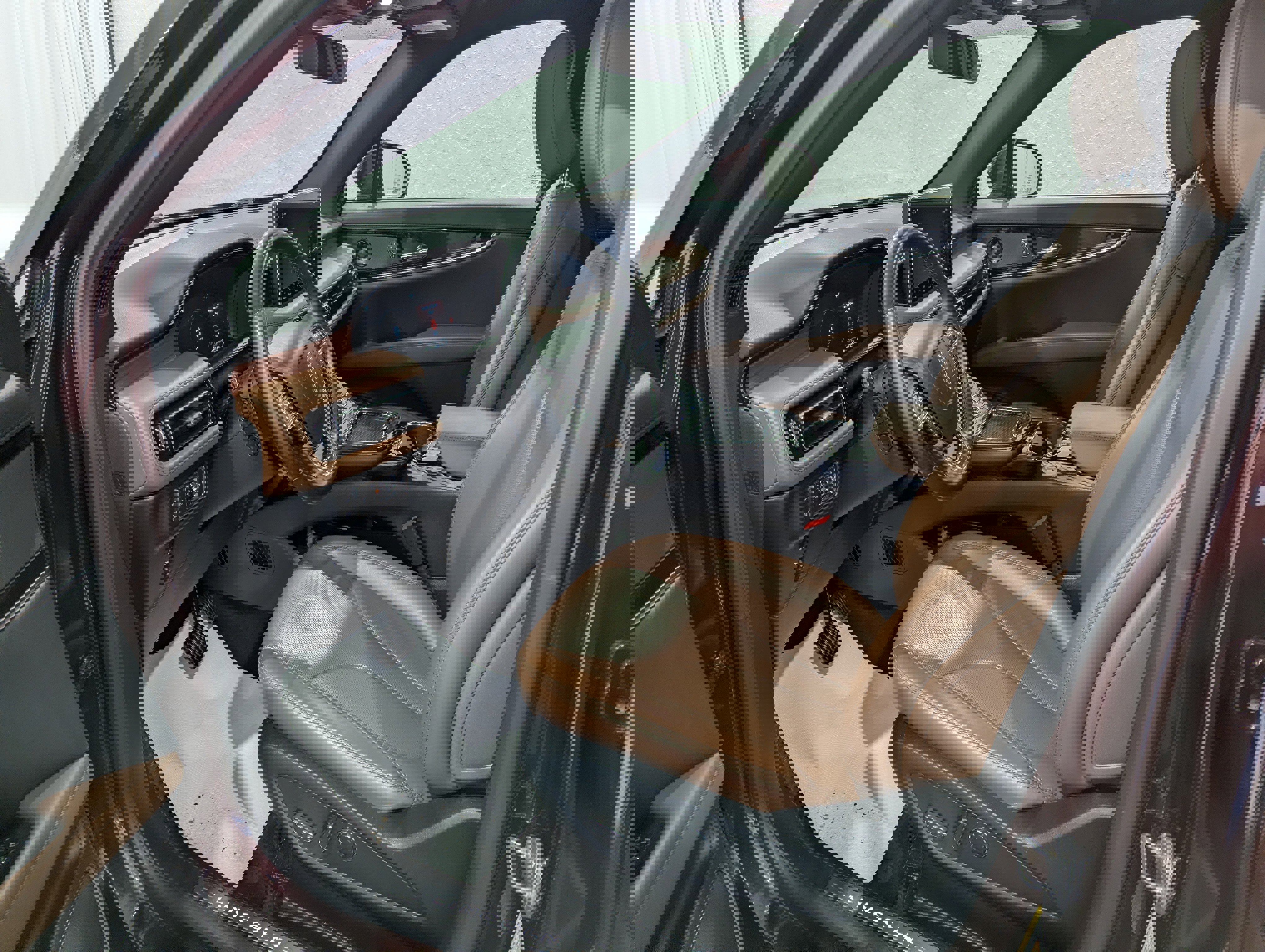 Used 2022 Lincoln Nautilus Reserve w/ Equipment Group 201A AWD/4WD image 15