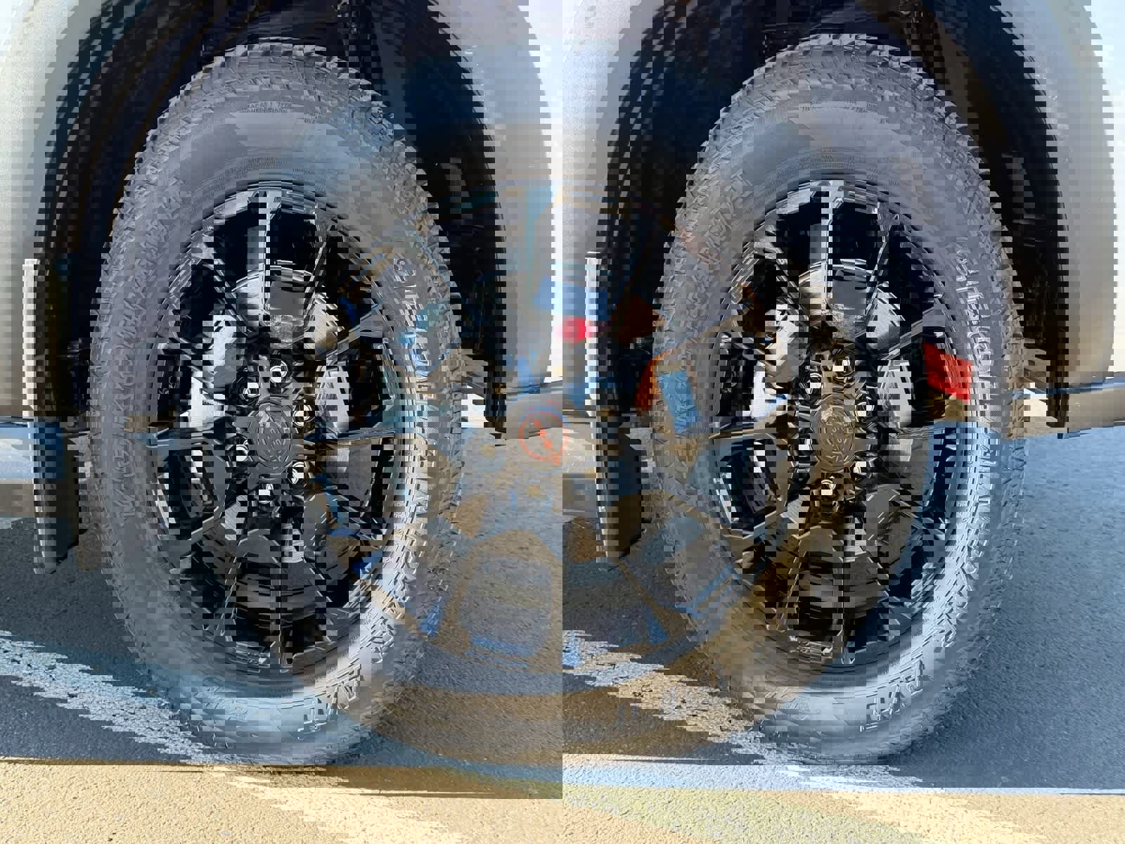 Certified 2025 Nissan Armada PRO-4X w/ Pro-4X Premium Package image 10