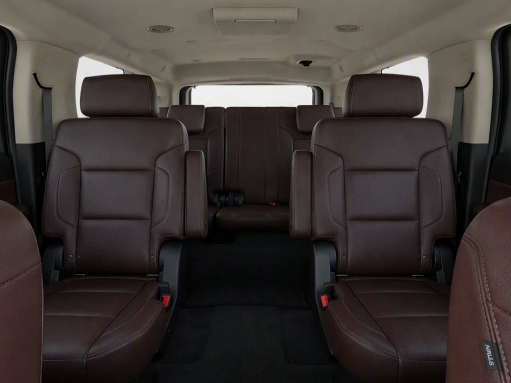 Used 2018 Chevrolet Suburban Premier RWD image 33