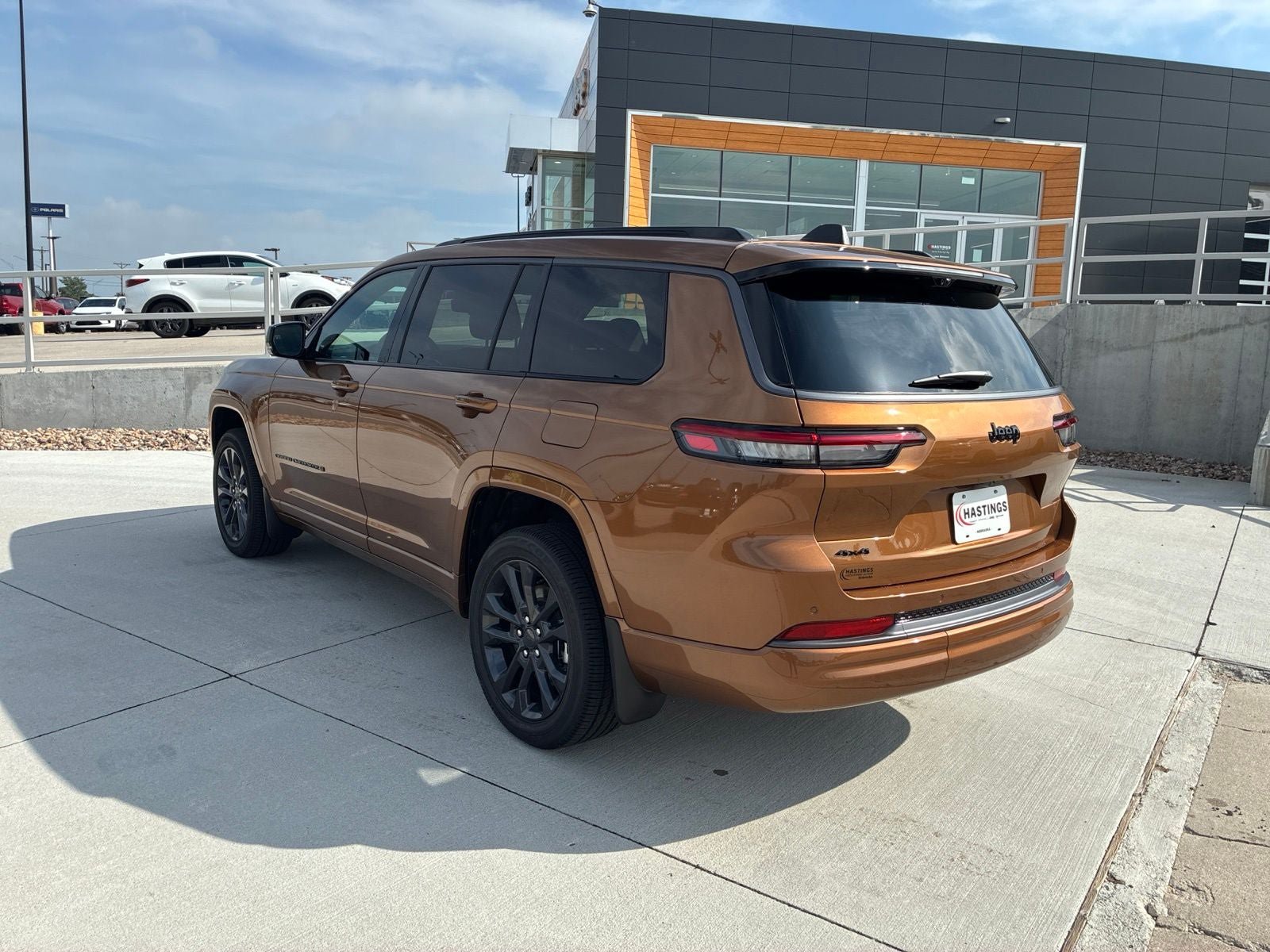 New 2026 Jeep Grand Cherokee L Limited AWD/4WD image 3