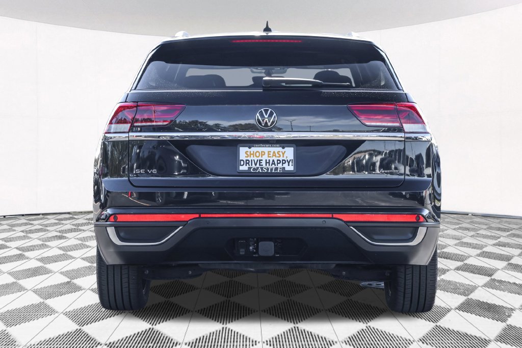Certified 2023 Volkswagen Atlas Cross Sport SE w/ Panoramic Sunroof Package AWD/4WD image 14