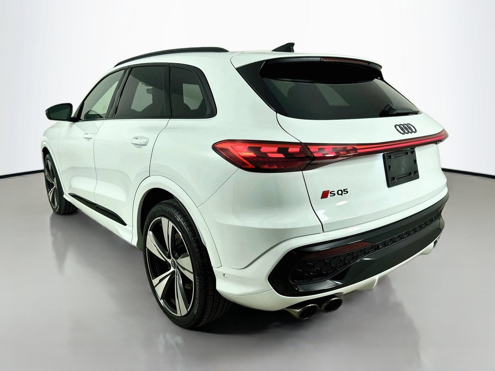 New 2026 Audi SQ5 Premium Plus AWD/4WD image 7