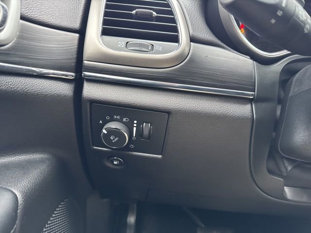 Used 2021 Jeep Grand Cherokee Limited image 15