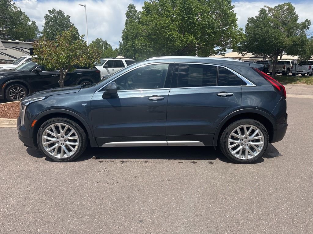 Used 2019 Cadillac XT4 Premium Luxury AWD/4WD image 2