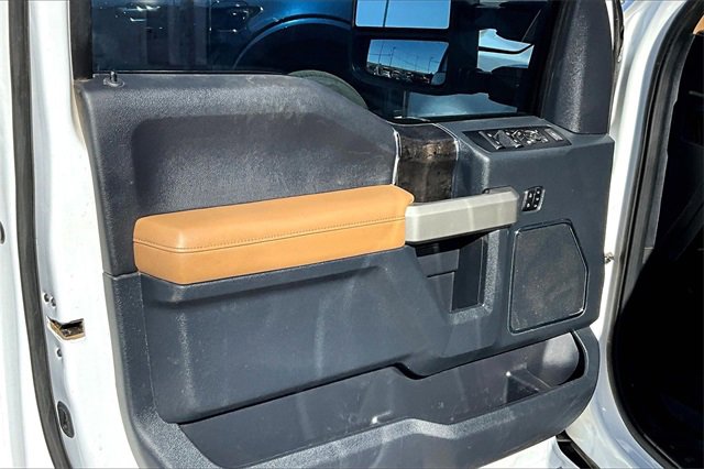 Used 2022 Ford F350 Lariat w/ Lariat Value Package image 16