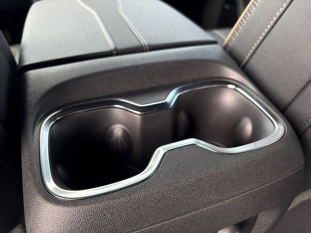 New 2026 Chevrolet Traverse High Country image 11