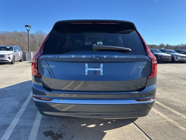 New 2026 Volvo XC90 B6 Plus w/ Protection Package Premier image 6