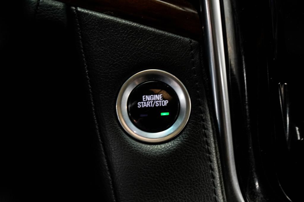 Used 2020 Cadillac Escalade Luxury image 28