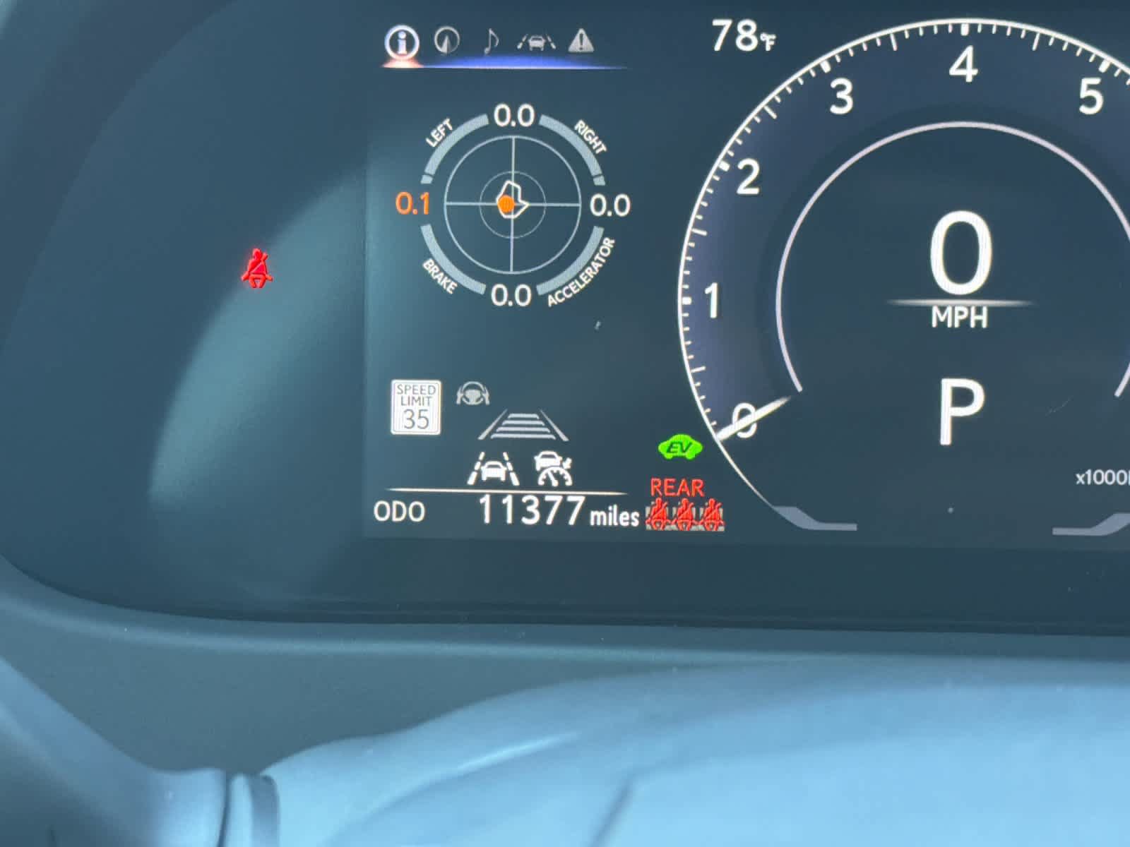 Certified 2025 Lexus UX 300h FWD w/ Accessory Package (Z2) image 29