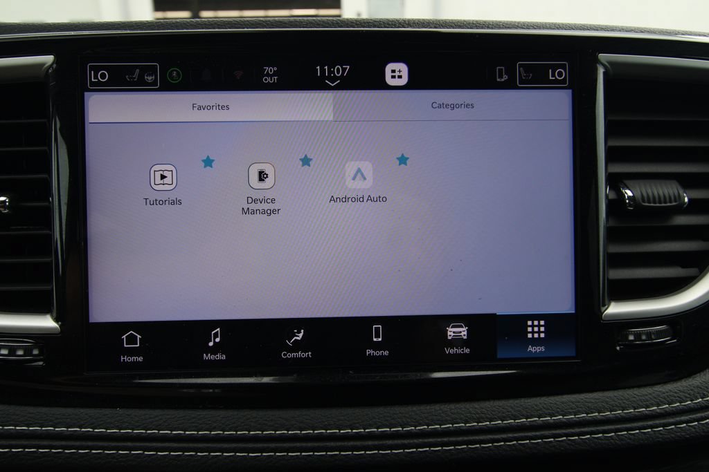 Used 2026 Chrysler Pacifica Select AWD/4WD image 30
