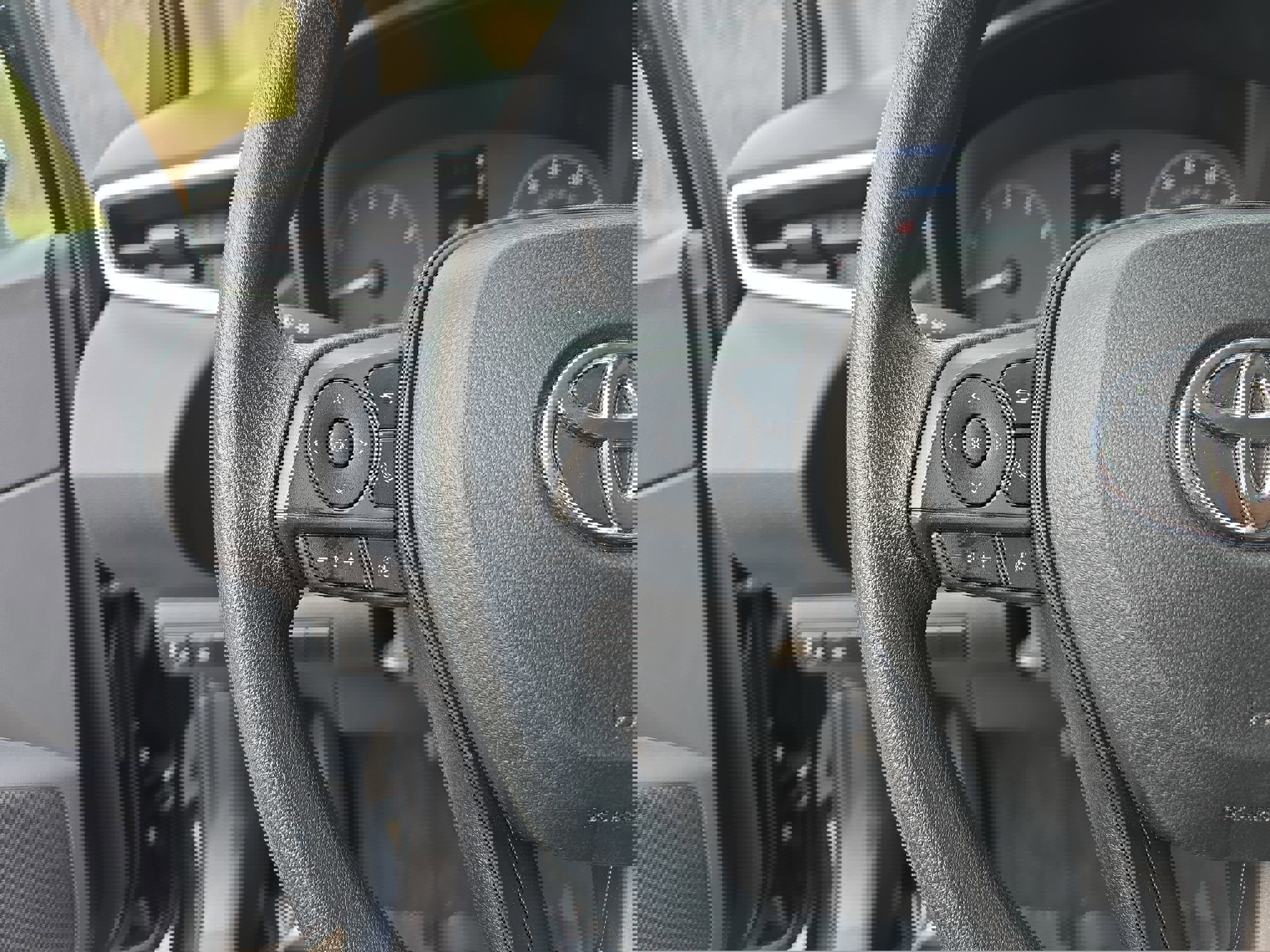 Used 2024 Toyota Corolla LE image 16