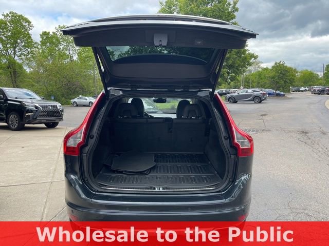 Used 2015 Volvo XC60 T6 w/ Proximity Package AWD/4WD image 38