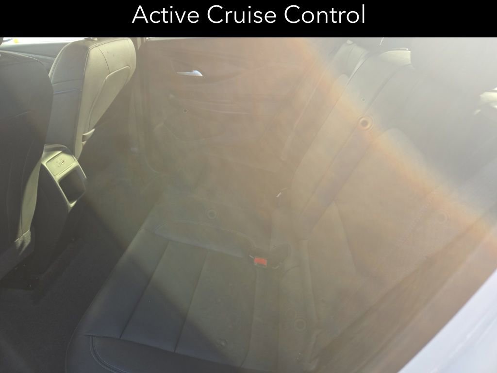 Used 2025 Buick Envista Sport Touring image 11