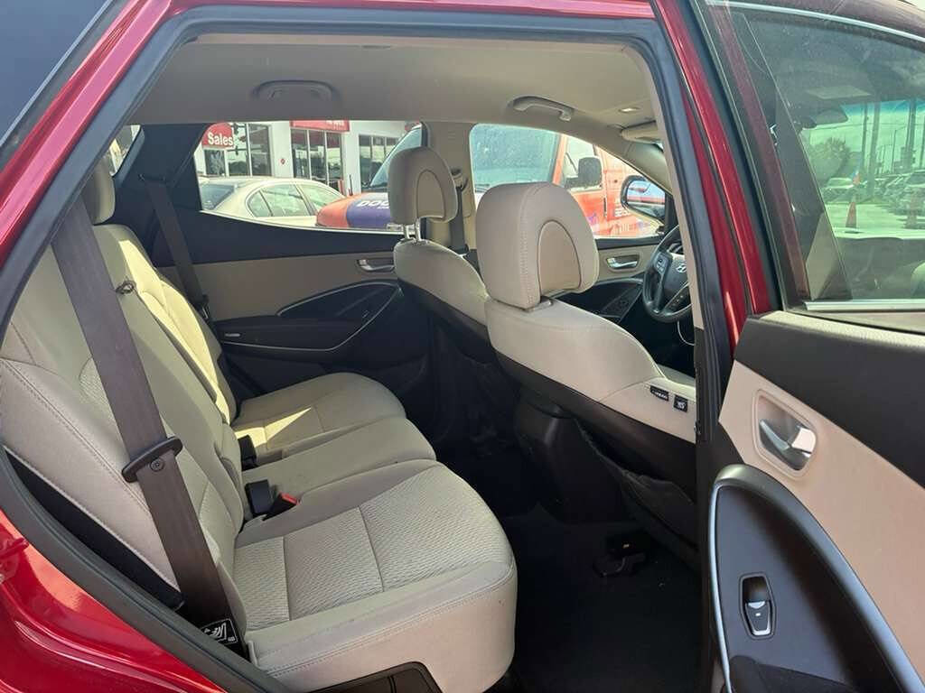 Used 2017 Hyundai Santa Fe Sport FWD image 10