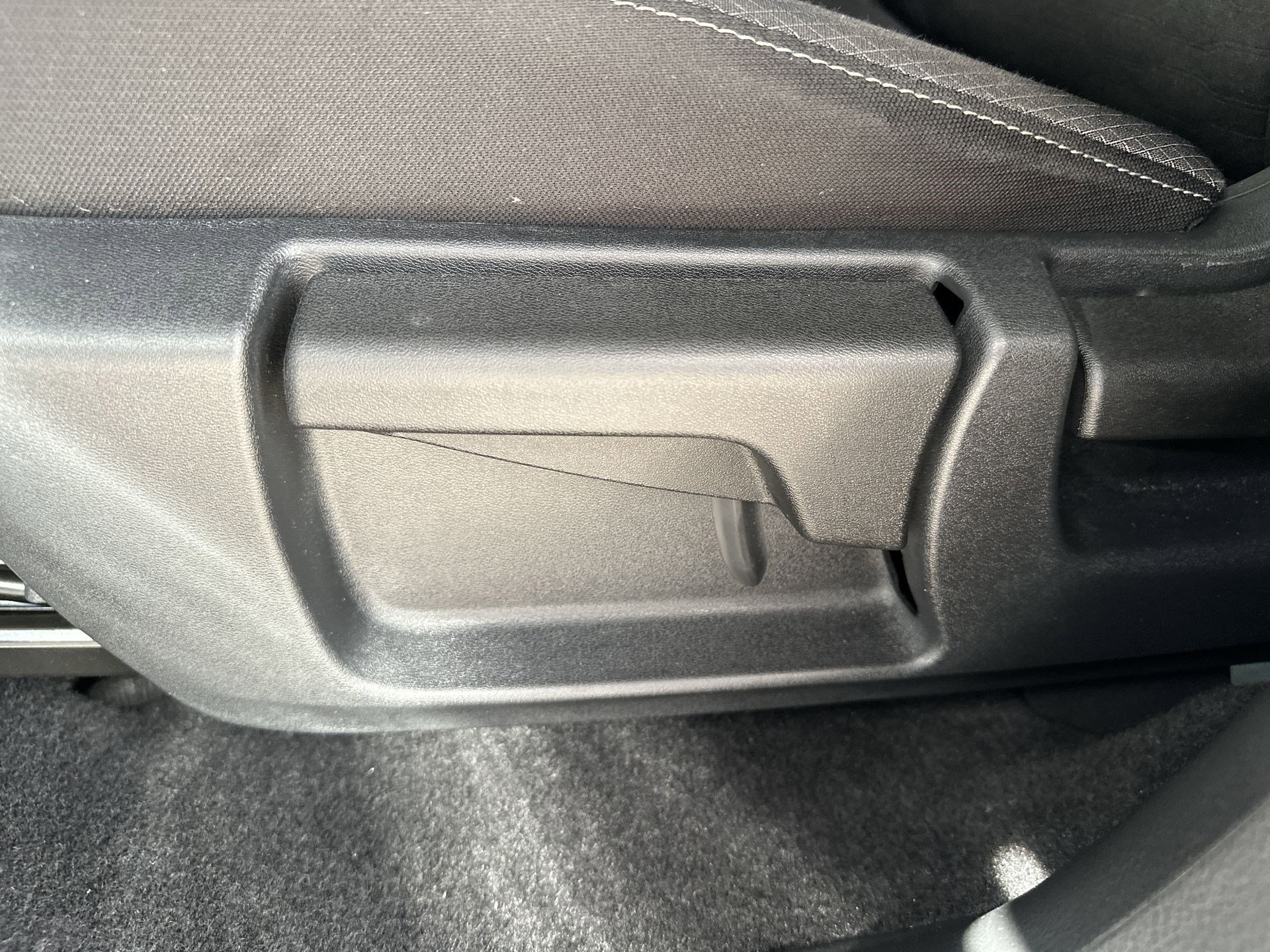 Used 2024 Nissan Pathfinder S w/ Cargo Package image 14