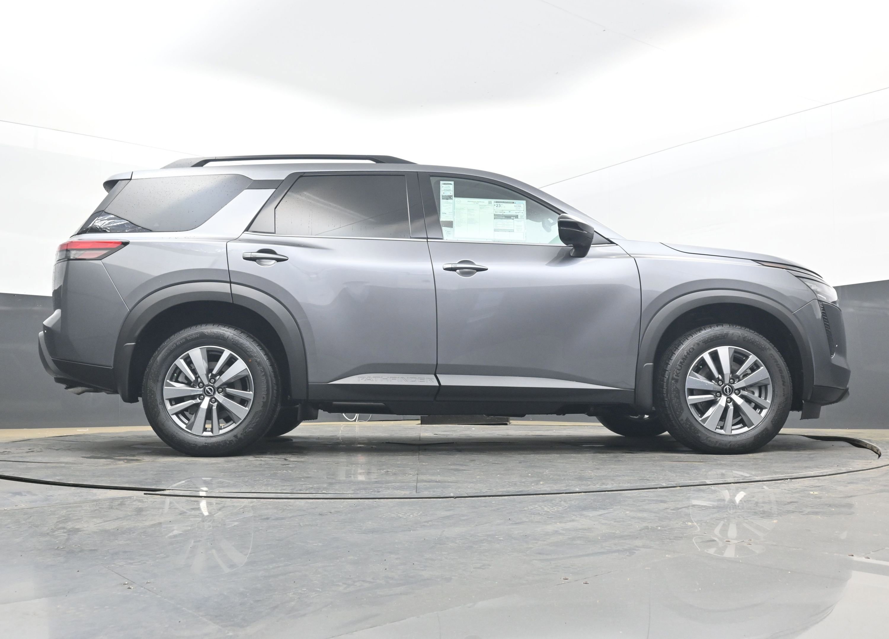 New 2026 Nissan Pathfinder SL FWD image 31