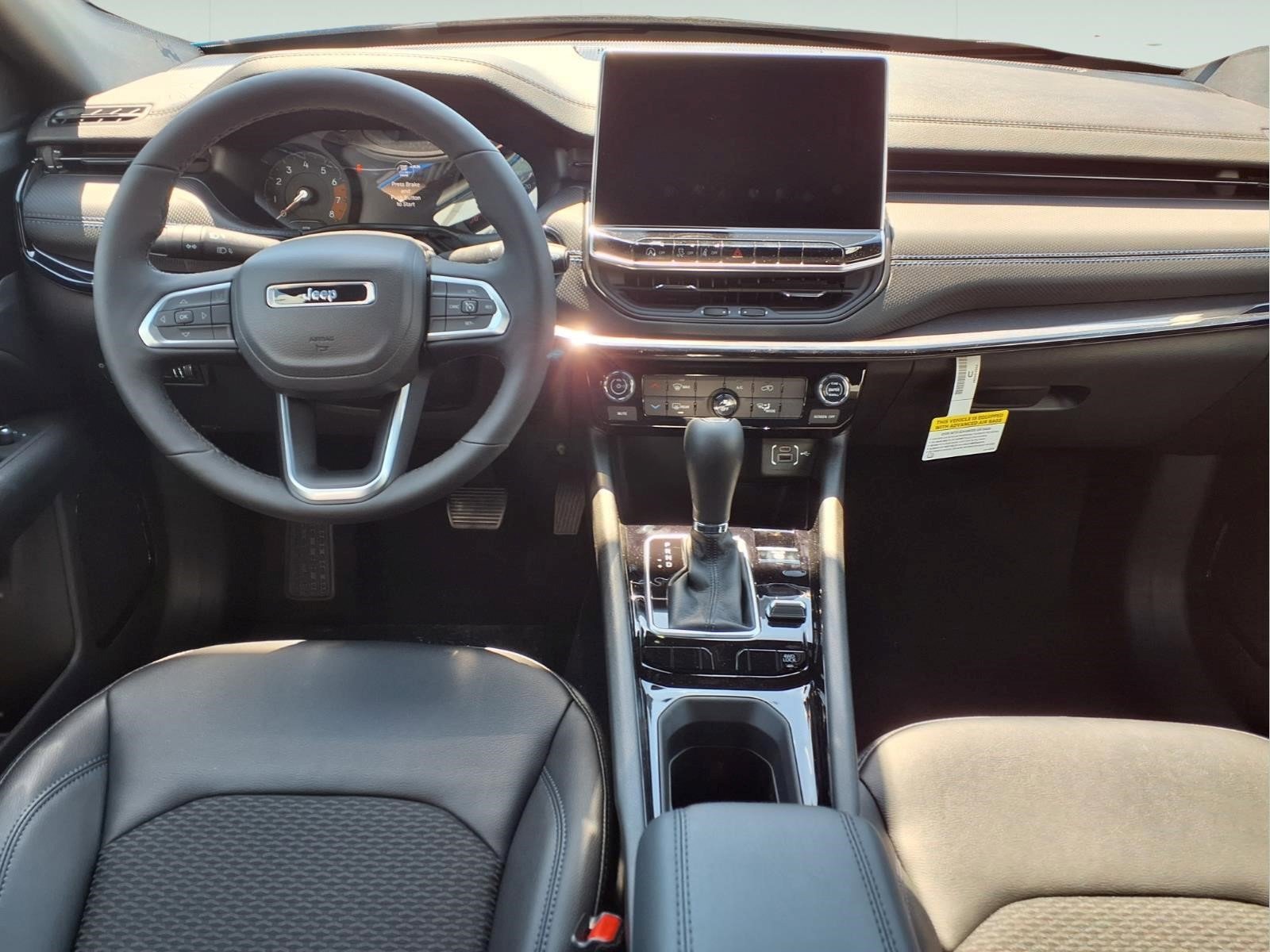 New 2026 Jeep Compass Latitude image 8