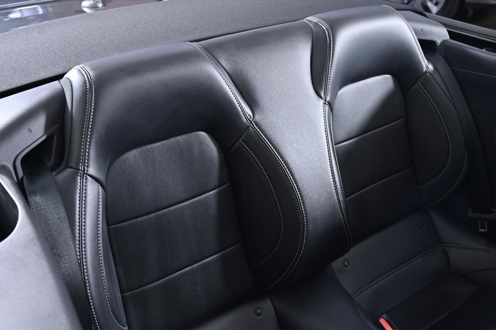 Used 2025 Ford Mustang Premium RWD image 36