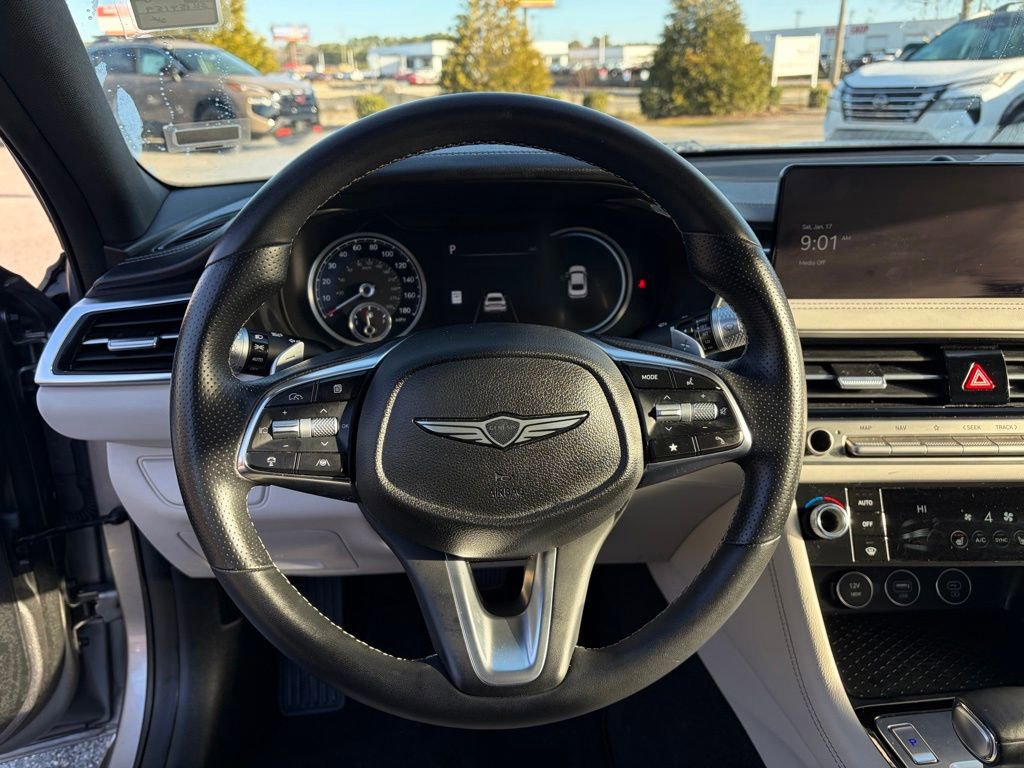 Used 2025 Genesis G70 2.5T RWD image 15