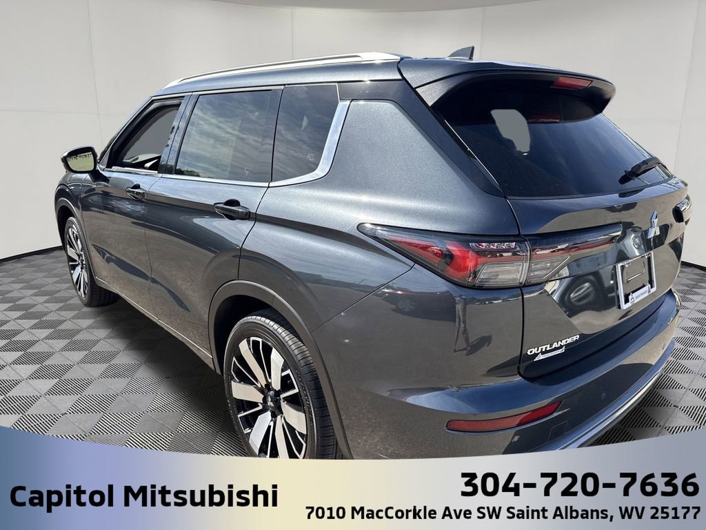 New 2025 Mitsubishi Outlander SEL image 7
