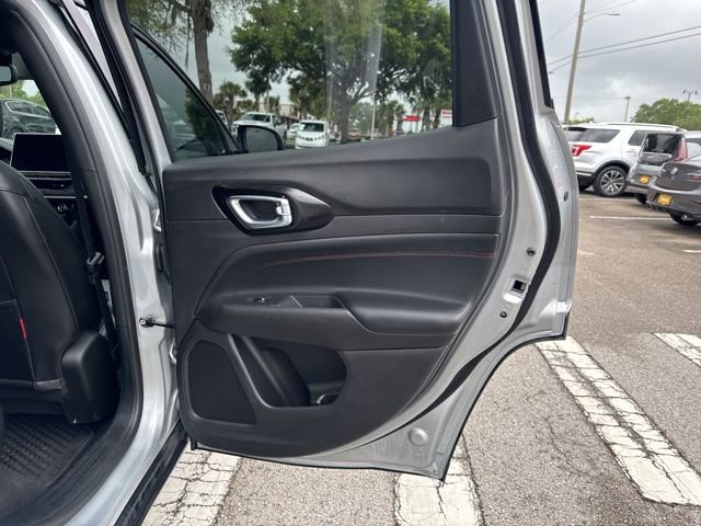 Used 2024 Jeep Compass Trailhawk image 16