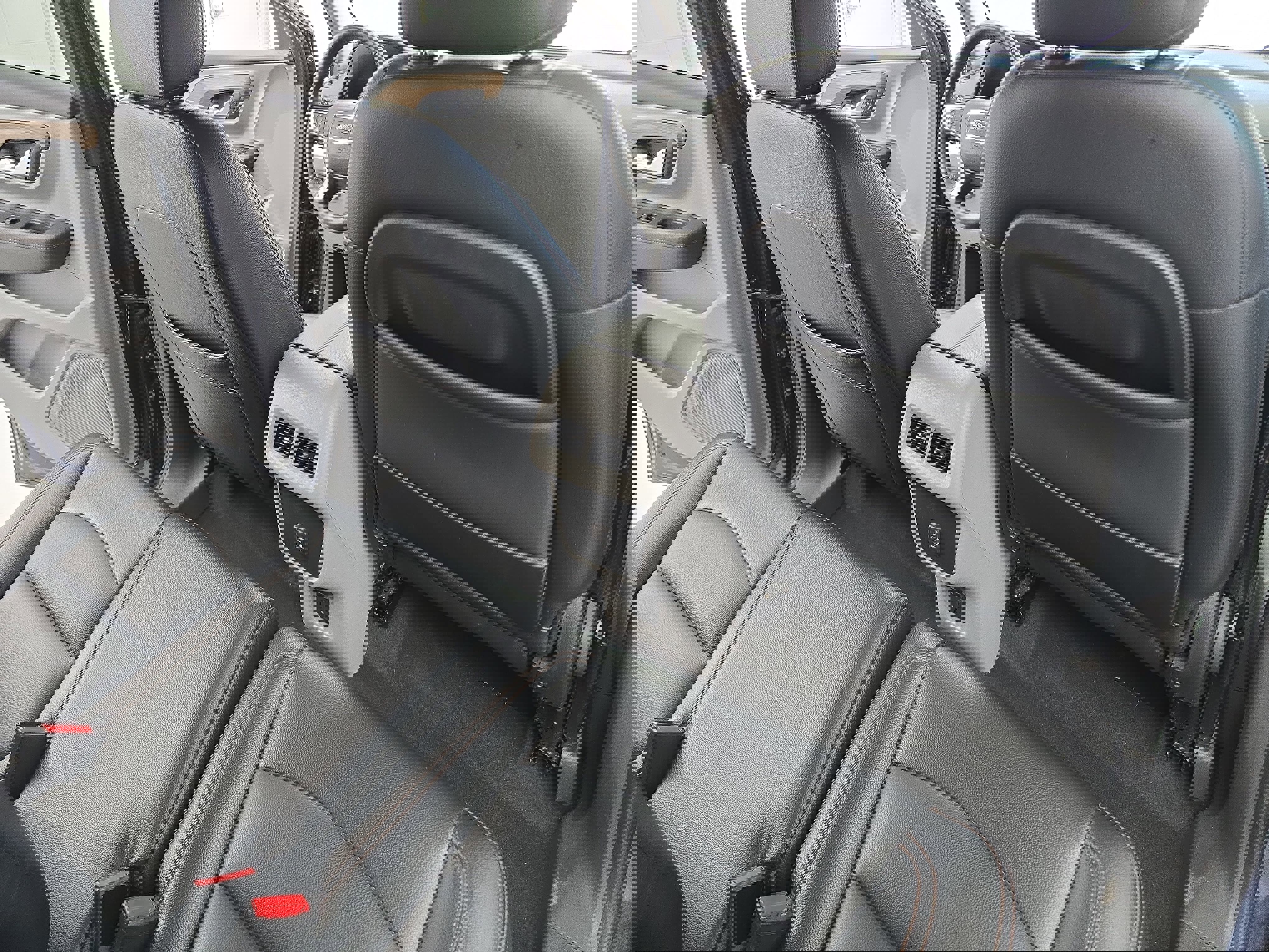 Used 2019 GMC Terrain SLE w/ Driver Convenience Package image 11