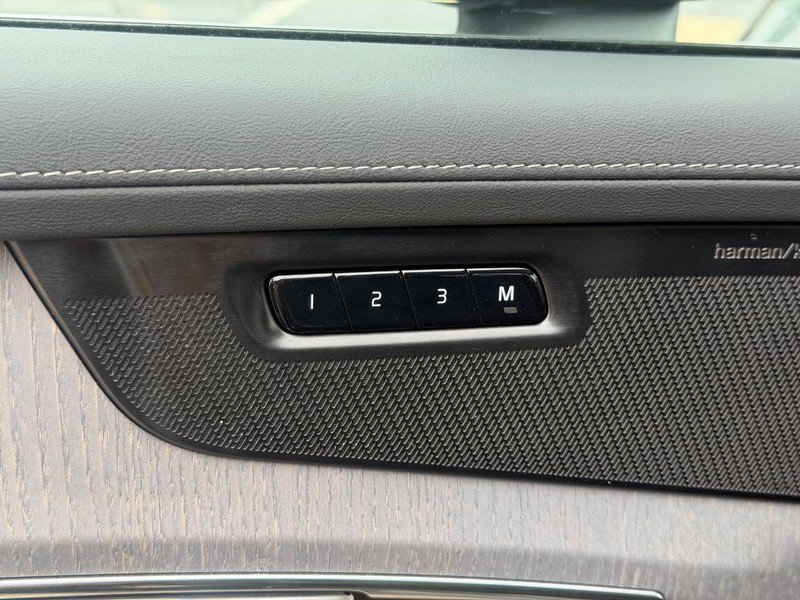 Certified 2026 Volvo XC90 B6 Ultra AWD/4WD image 18