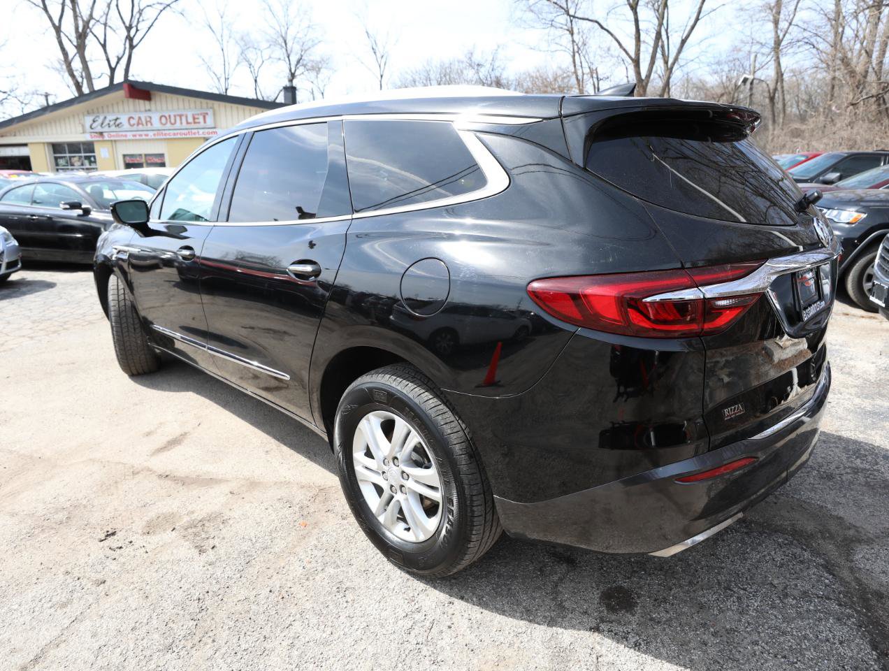 Used 2019 Buick Enclave Essence AWD/4WD image 9