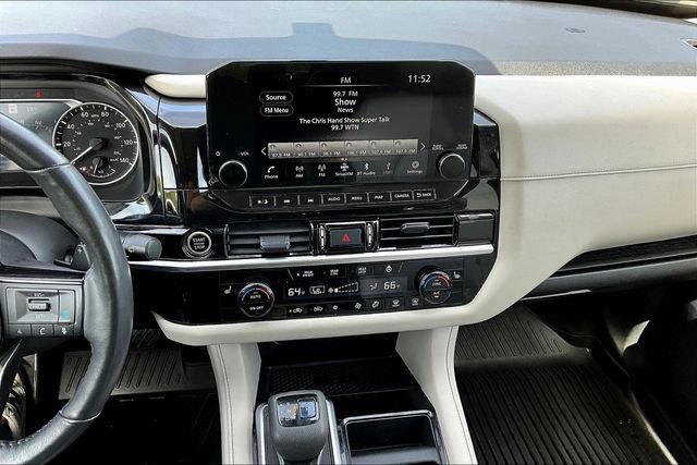 Used 2022 Nissan Pathfinder SL w/ SL Premium Package FWD image 15