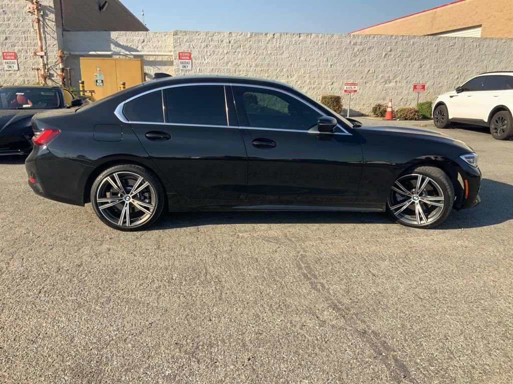 Used 2022 BMW 330i Sedan w/ Convenience Package image 4