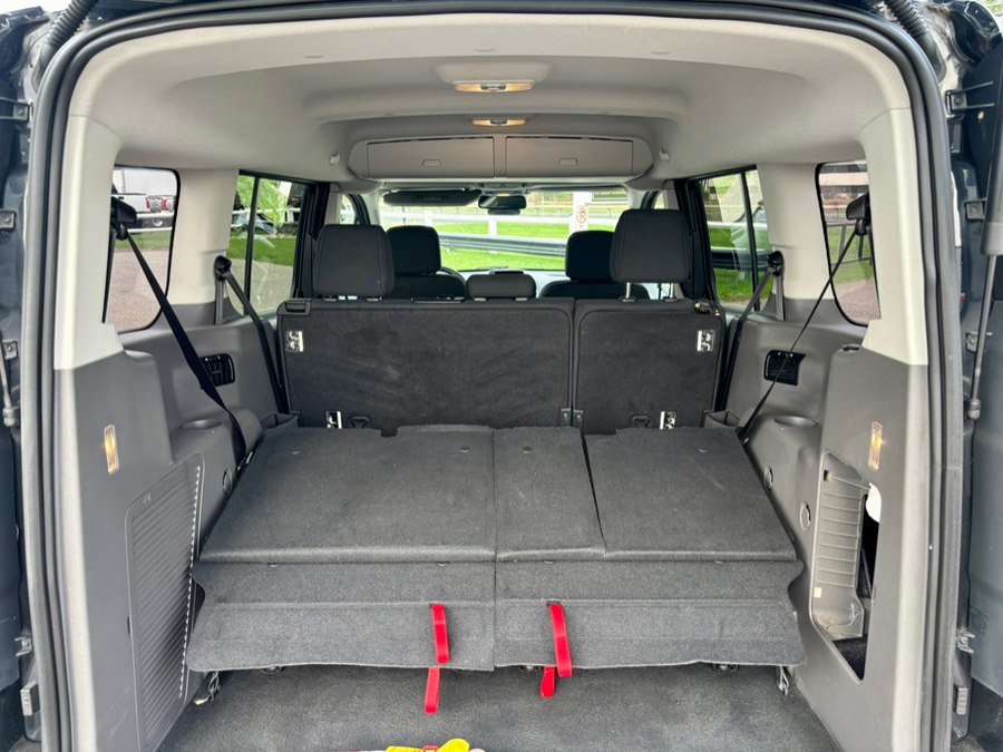 Used 2020 Ford Transit Connect XLT FWD image 30