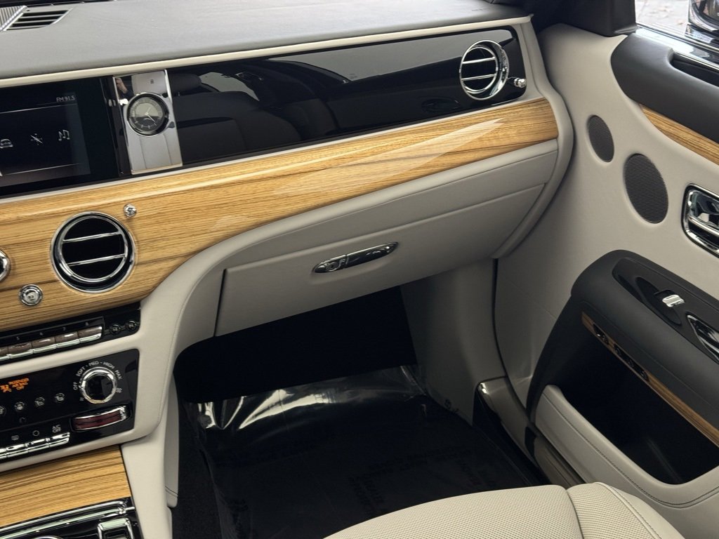 Certified 2021 Rolls-Royce Ghost image 43