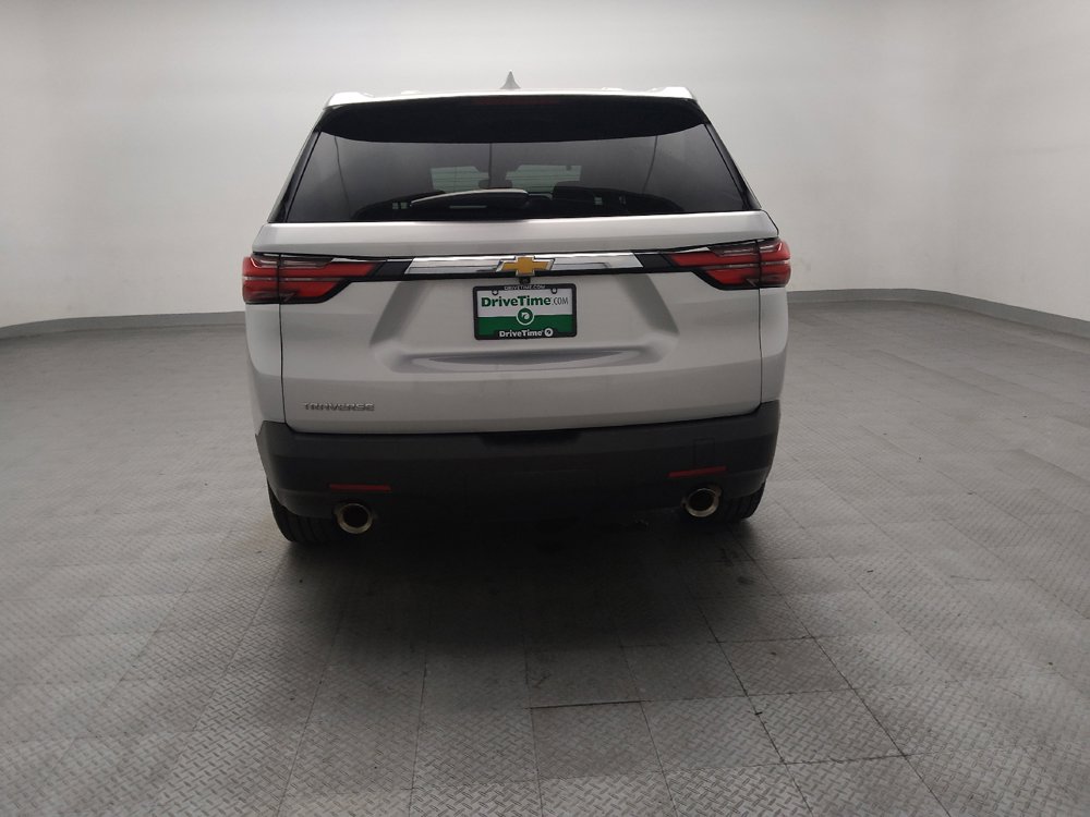 Used 2022 Chevrolet Traverse LS FWD image 6
