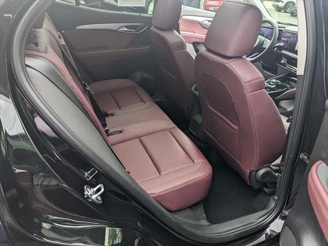 Used 2024 Buick Envision Sport Touring AWD/4WD image 18