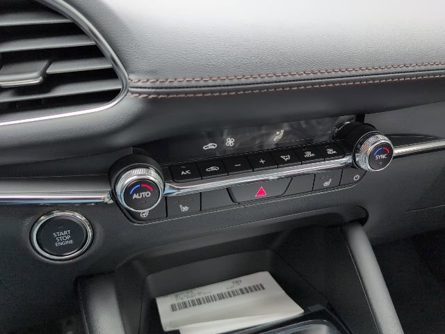 New 2026 MAZDA MAZDA3 Hatchback w/Premium Plus Pkg image 23