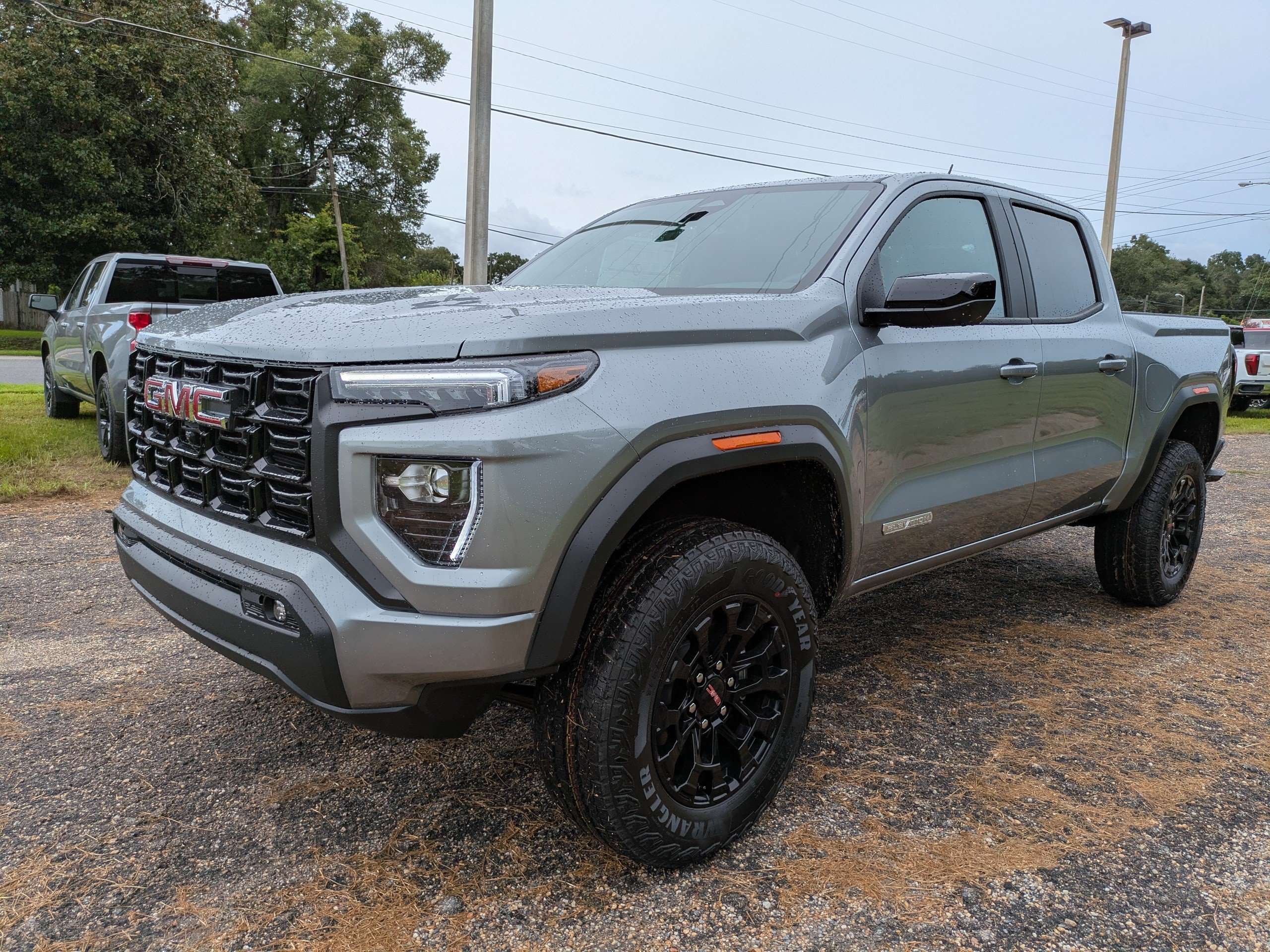 New 2026 GMC Canyon Elevation w/ Convenience Package RWD image 8