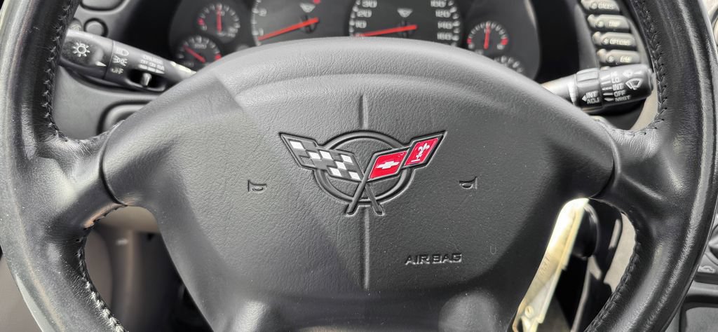 Used 1999 Chevrolet Corvette Coupe RWD image 24