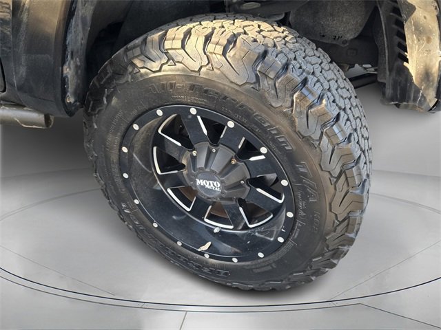 Used 2017 Toyota Tacoma TRD Sport image 9