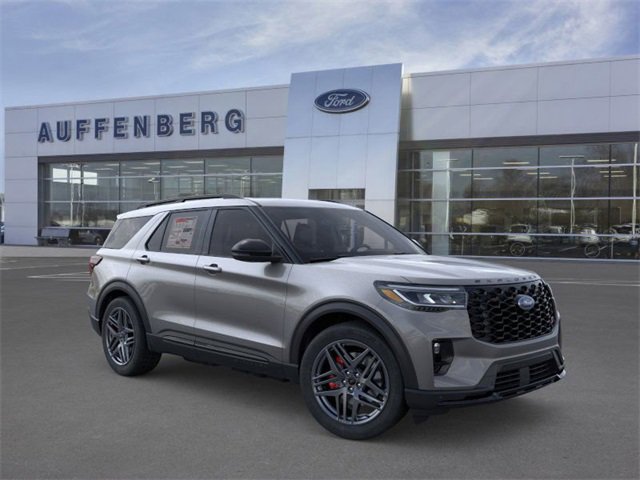 New 2025 Ford Explorer ST image 7