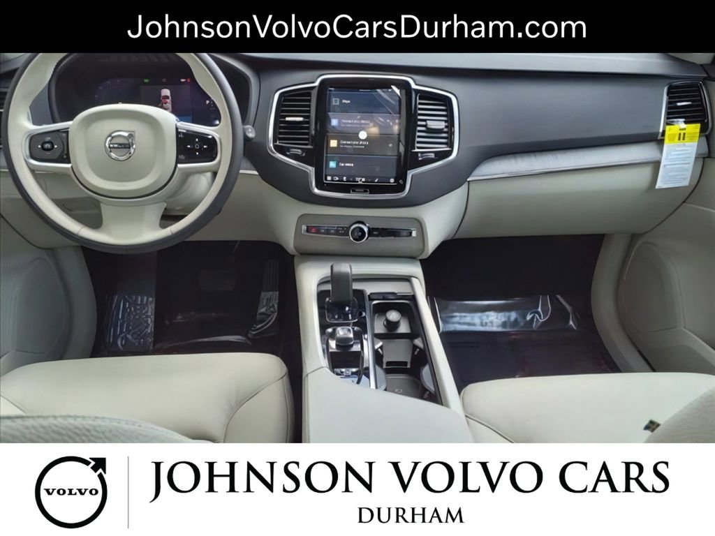 New 2025 Volvo XC90 B6 Plus w/ Protection Package Premier image 8