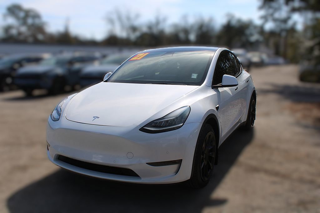 Used 2021 Tesla Model Y Long Range image 17