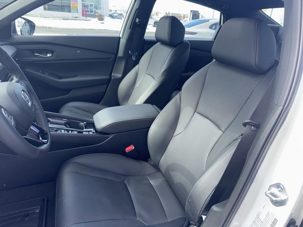 Used 2025 Honda Accord Sport image 11