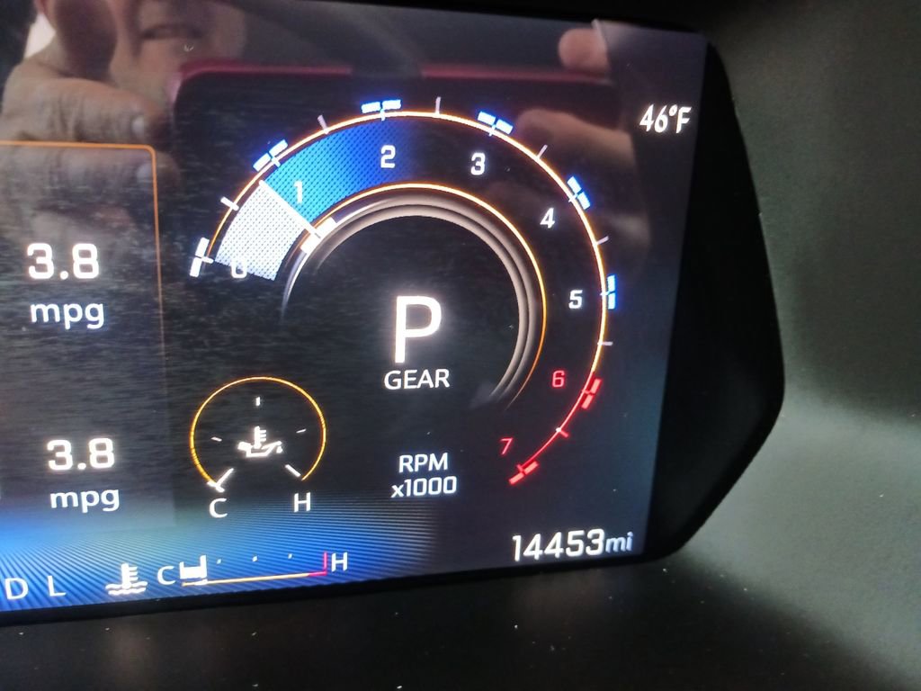 Used 2024 Chevrolet Colorado ZR2 w/ Technology Package image 20